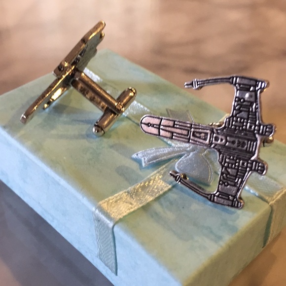 Star Wars Other - Star Wars X-Wing Fighter Cufflinks/New